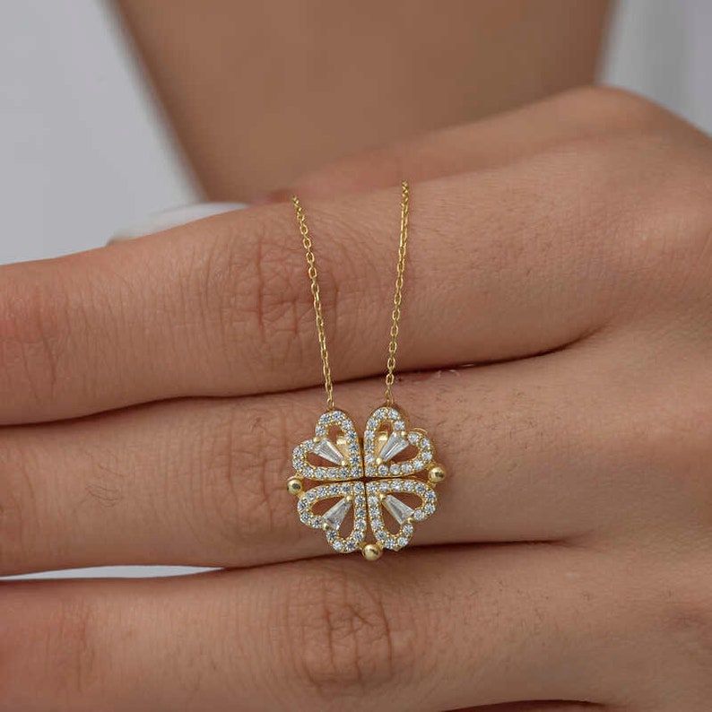đ Collier âChance DorĂ©eâ â LâĂ©lĂ©gance qui attire la fortune