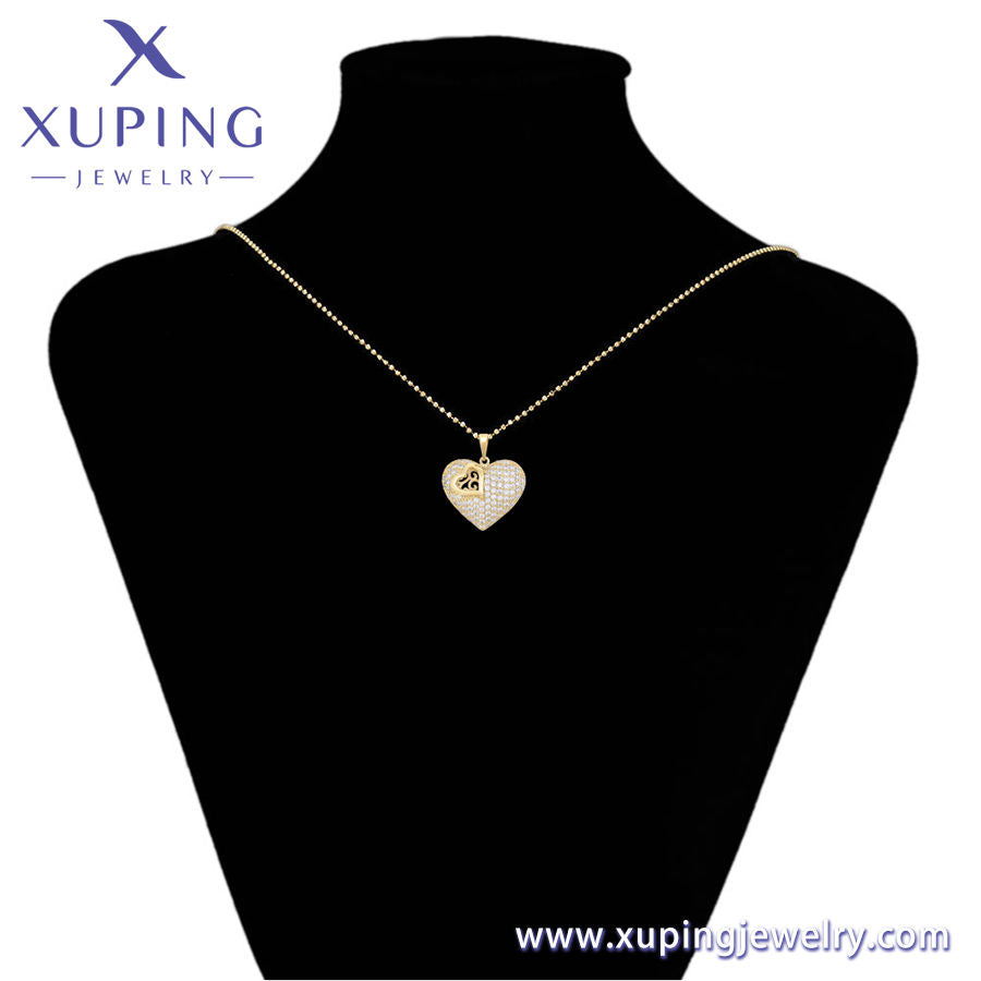 💖 Collier “Cœur Éternel” – L’amour en éclat doré