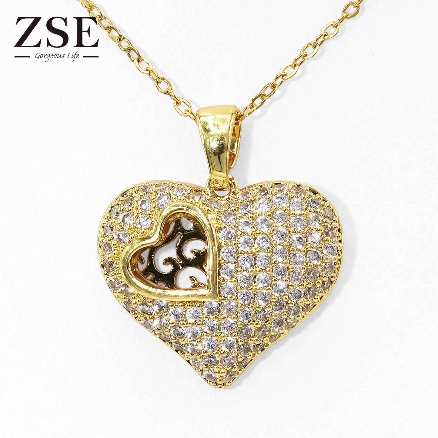💖 Collier “Cœur Éternel” – L’amour en éclat doré