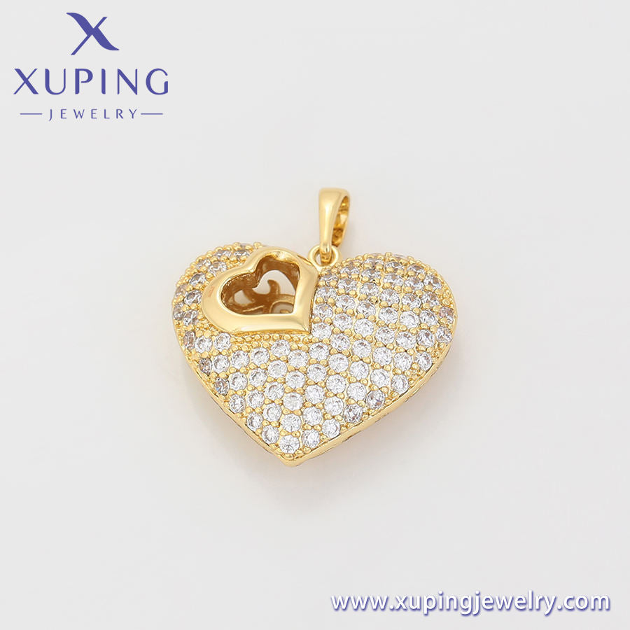 💖 Collier “Cœur Éternel” – L’amour en éclat doré