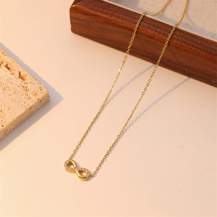 ♾️ Collier “Éternité Dorée” – L’élégance sans fin