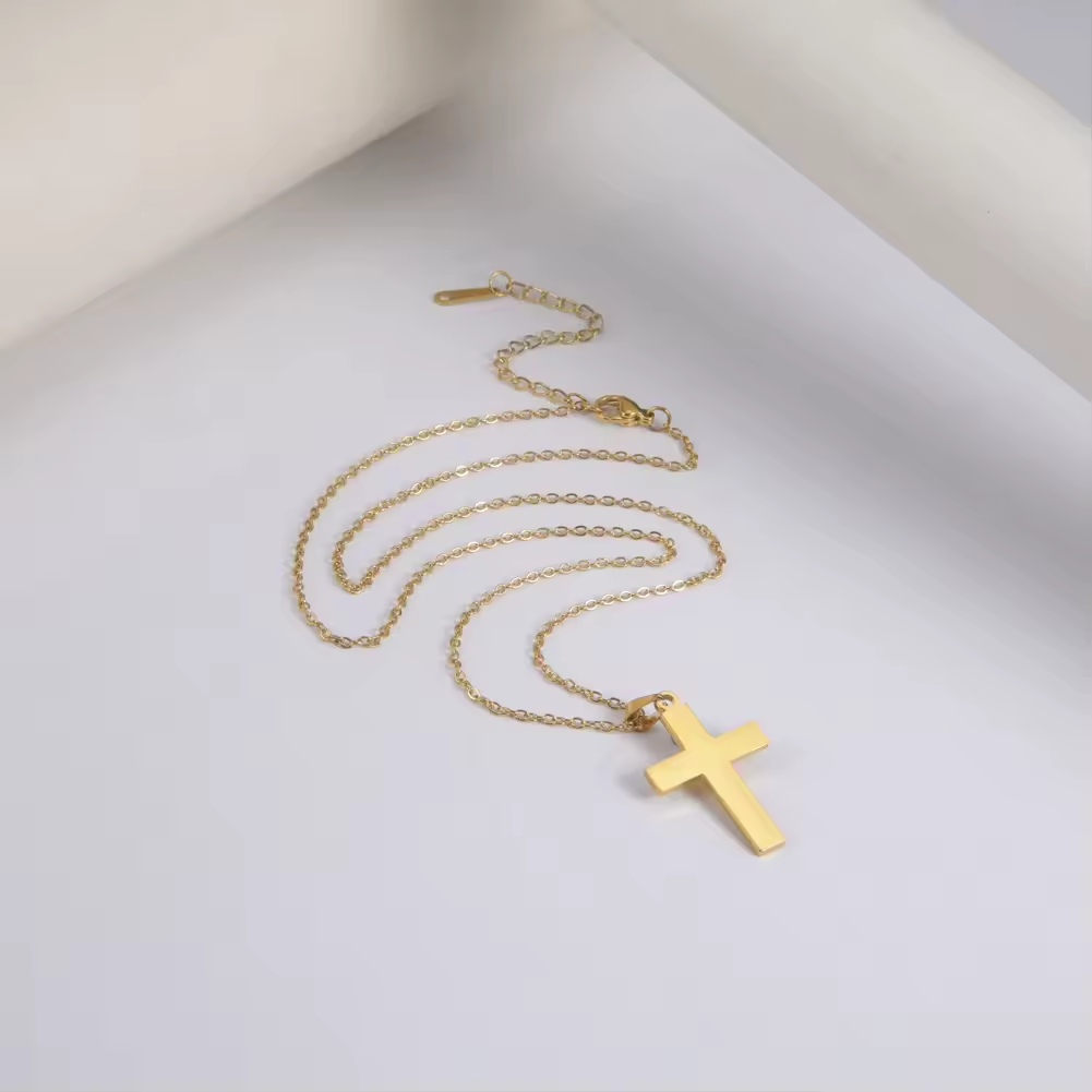 Un bijou, une croyance. Une croix, une force