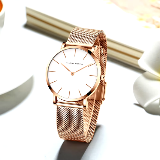 Élégance dorée, minimalisme affirmé