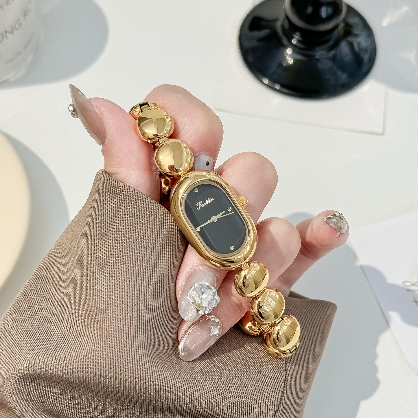 Montre Femme Luxe Simple et Légère Scottie 9731 Diamant 2026 – Nouvelle Collection Quartz Tendance Petite Montre-Bracelet pour Dames⭐⭐⭐⭐⭐