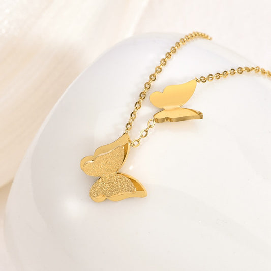 🦋 Collier “Douce Liberté” – L’élégance prend son envol