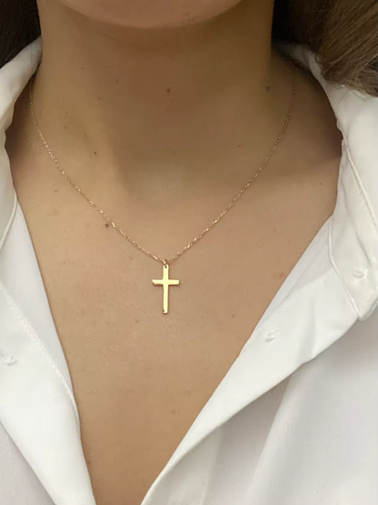 Un bijou, une croyance. Une croix, une force