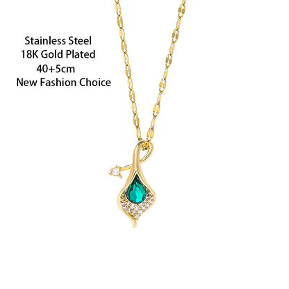 Nouveau collier pédant à fleur de lys Calla incrusté de zircon vert en acier inoxydable plaqué or 18 carats à la mode pour femmes fille